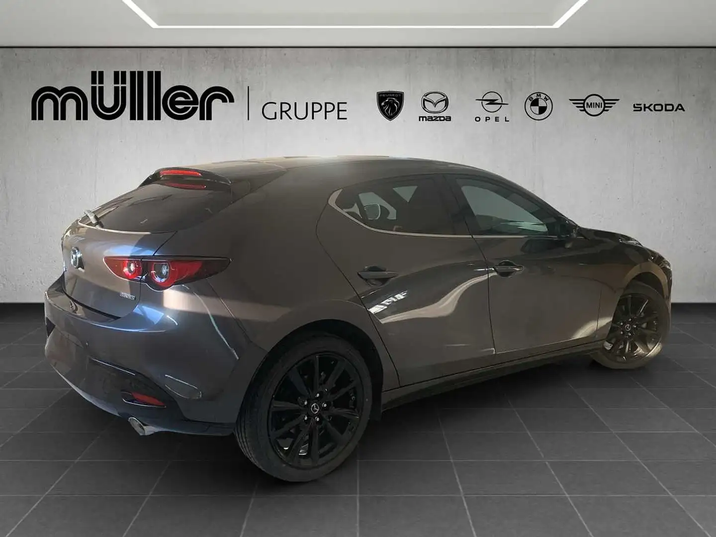 Mazda 3 X 186 PS 6AT FWD NAGISA 2025 Mazda3 5HB 2.0L e-SKY Grau - 2