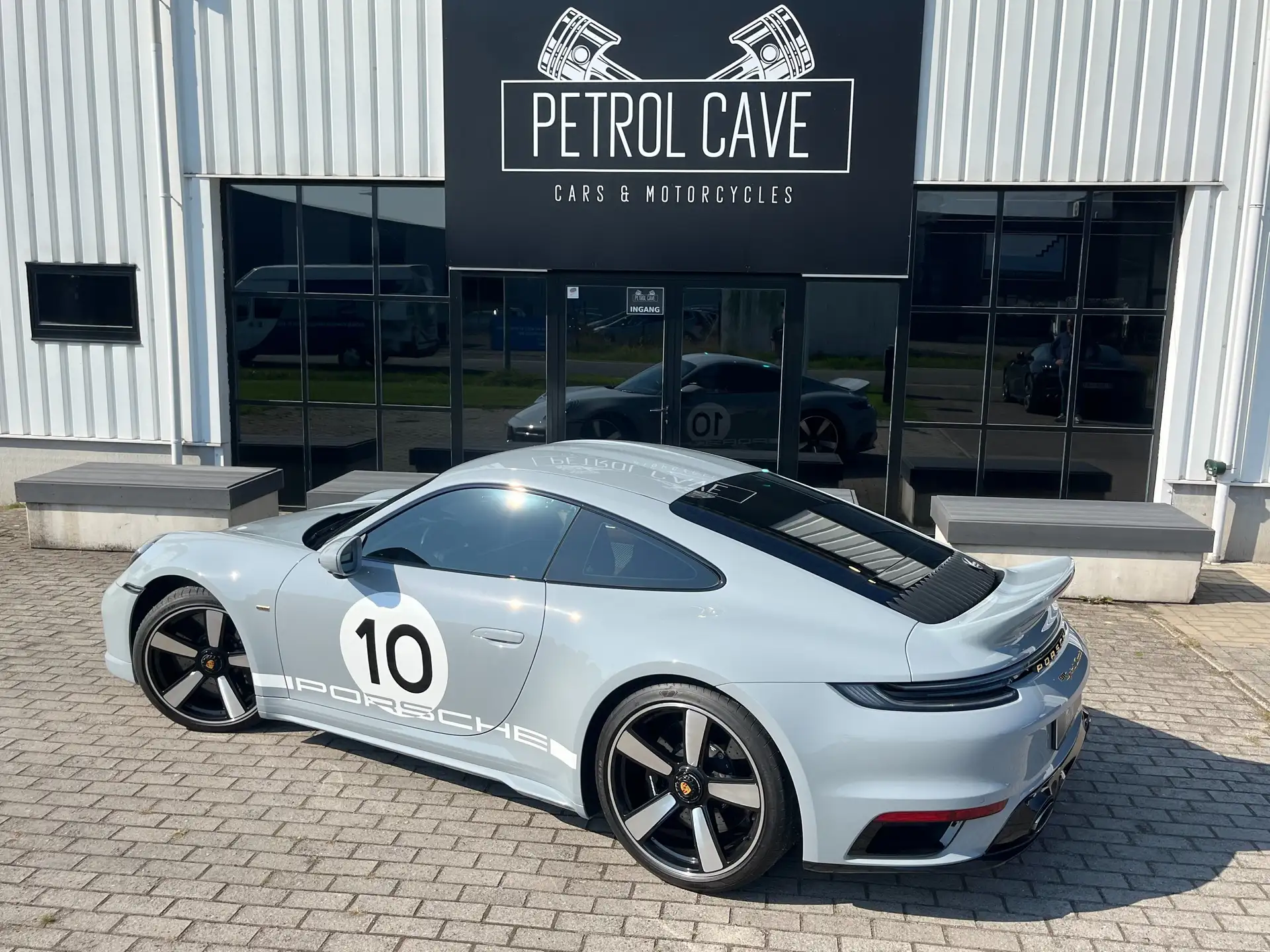 포르쉐 911 Sport Classic 2022 화이트 사진 7