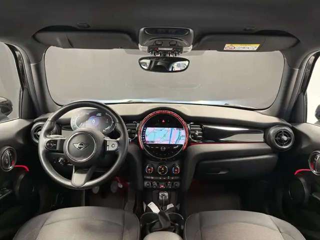 MINI One — photo 9