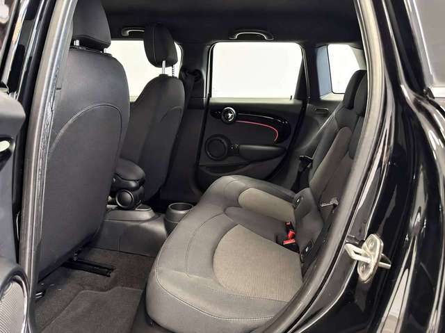 MINI One — photo 15