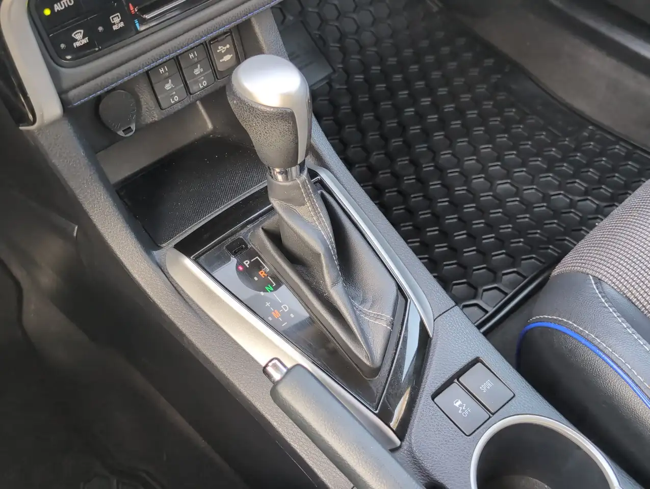 Toyota Corolla снимка Toyota Corolla