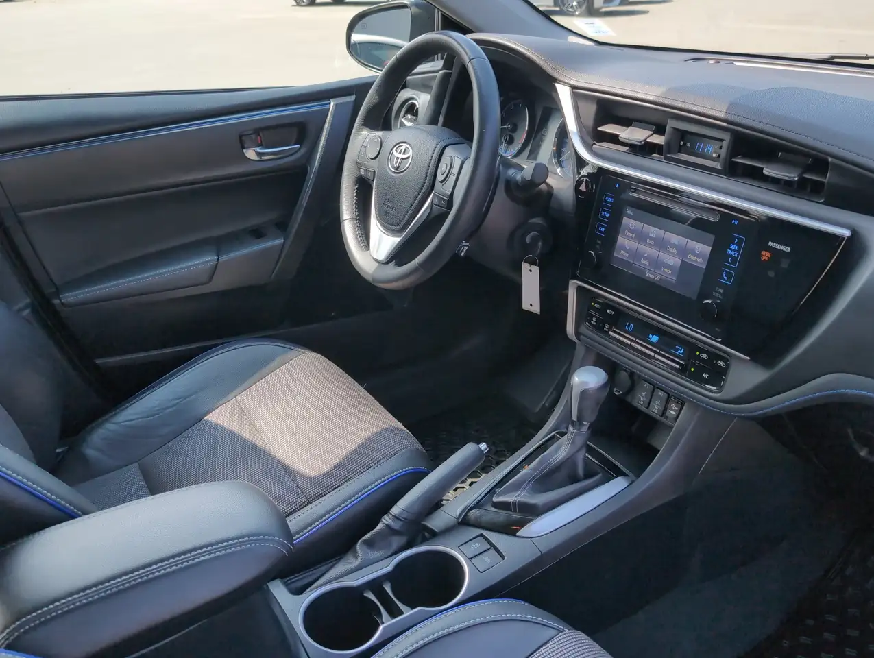 Toyota Corolla снимка Toyota Corolla