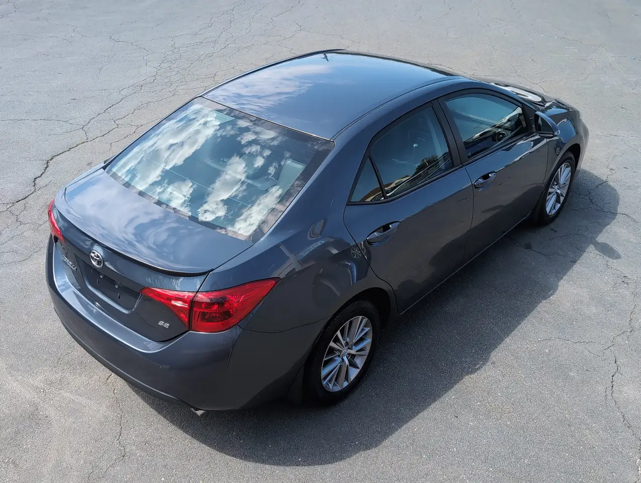 Toyota Corolla снимка Toyota Corolla