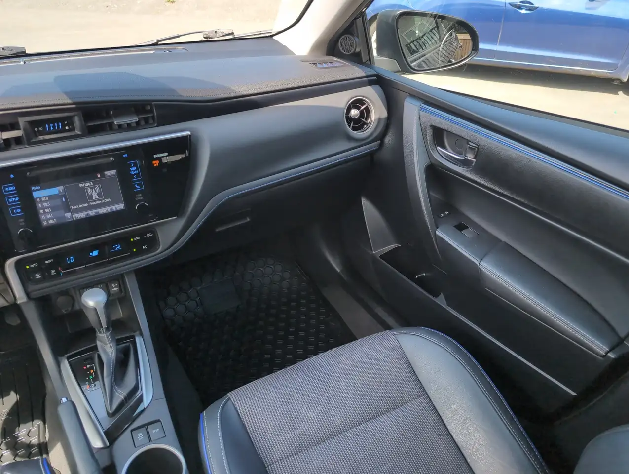 Toyota Corolla снимка Toyota Corolla