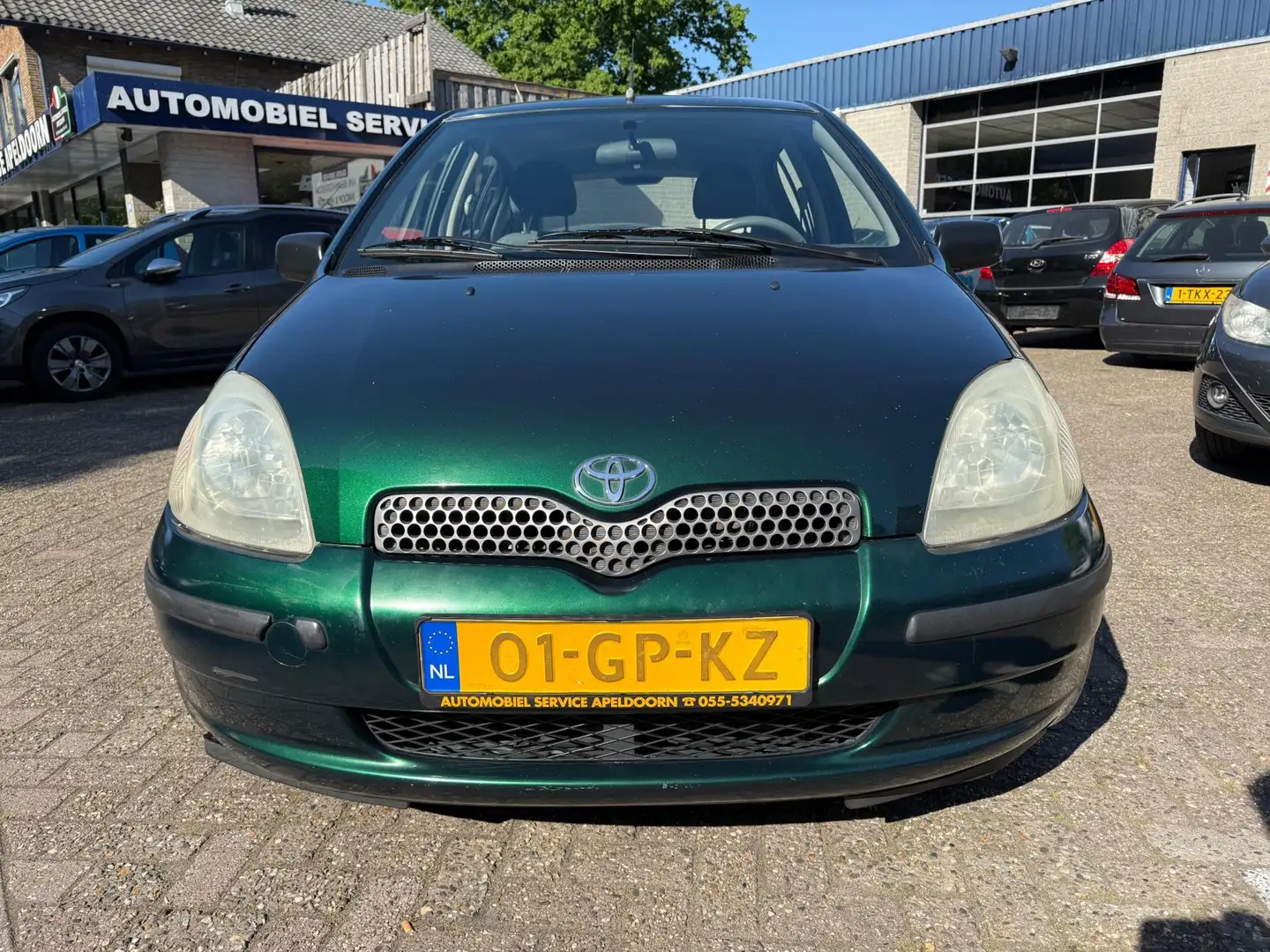 Toyota Yaris 1.3-16V VVT-i Luna *STUURBEKR.*APK*5DRS*TREKHAAK* Зелений - 2