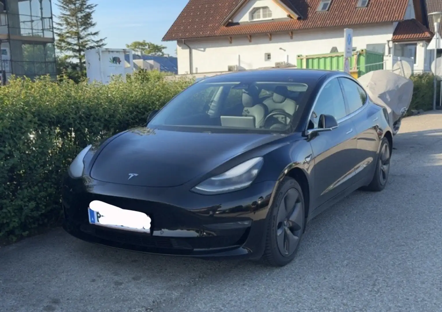 Tesla Model 3 Standard Reichweite Plus Hinterradantrieb - 1