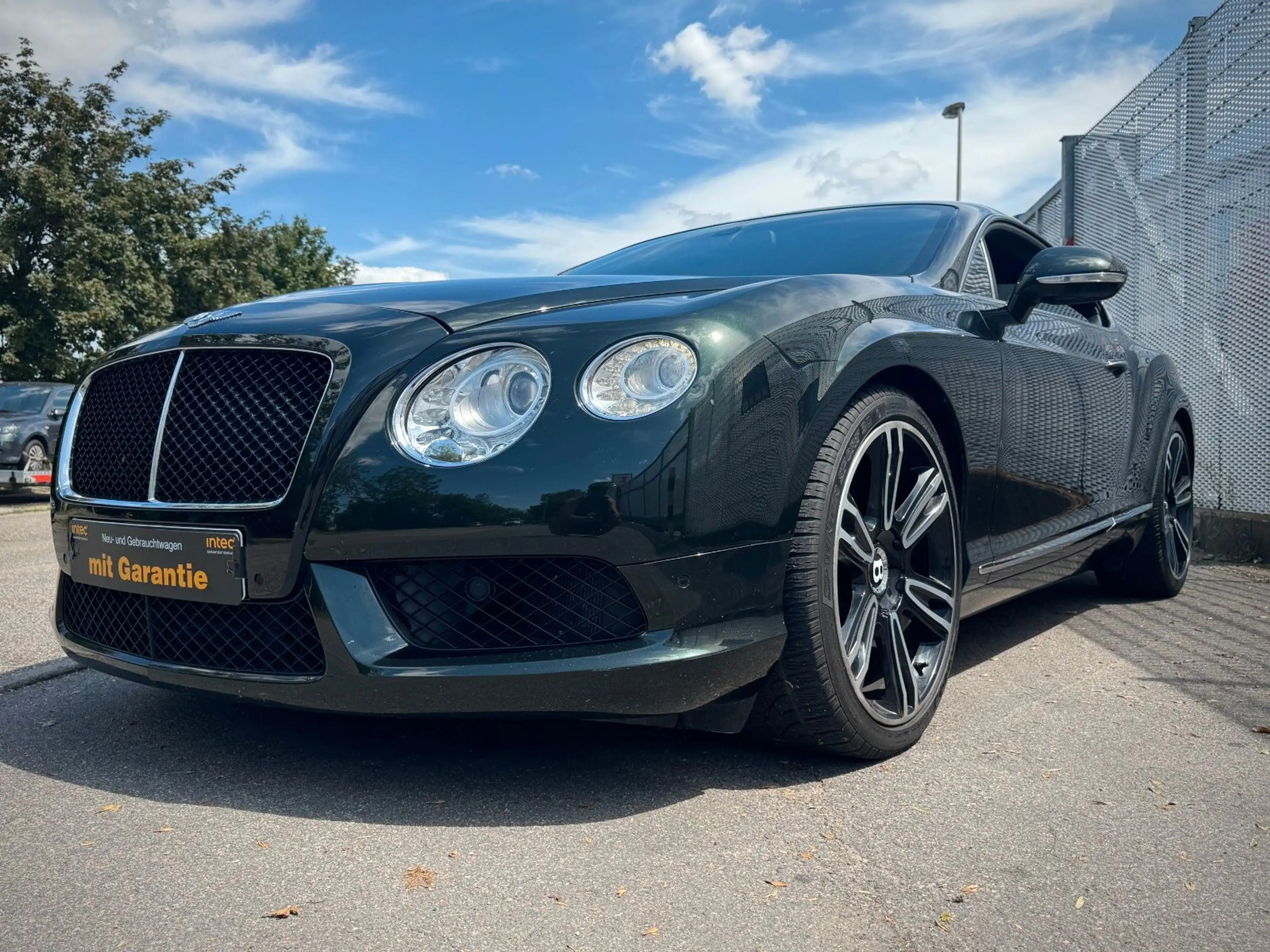 Bentley Continental GT 4.0 *Midnight Emerald — photo 11
