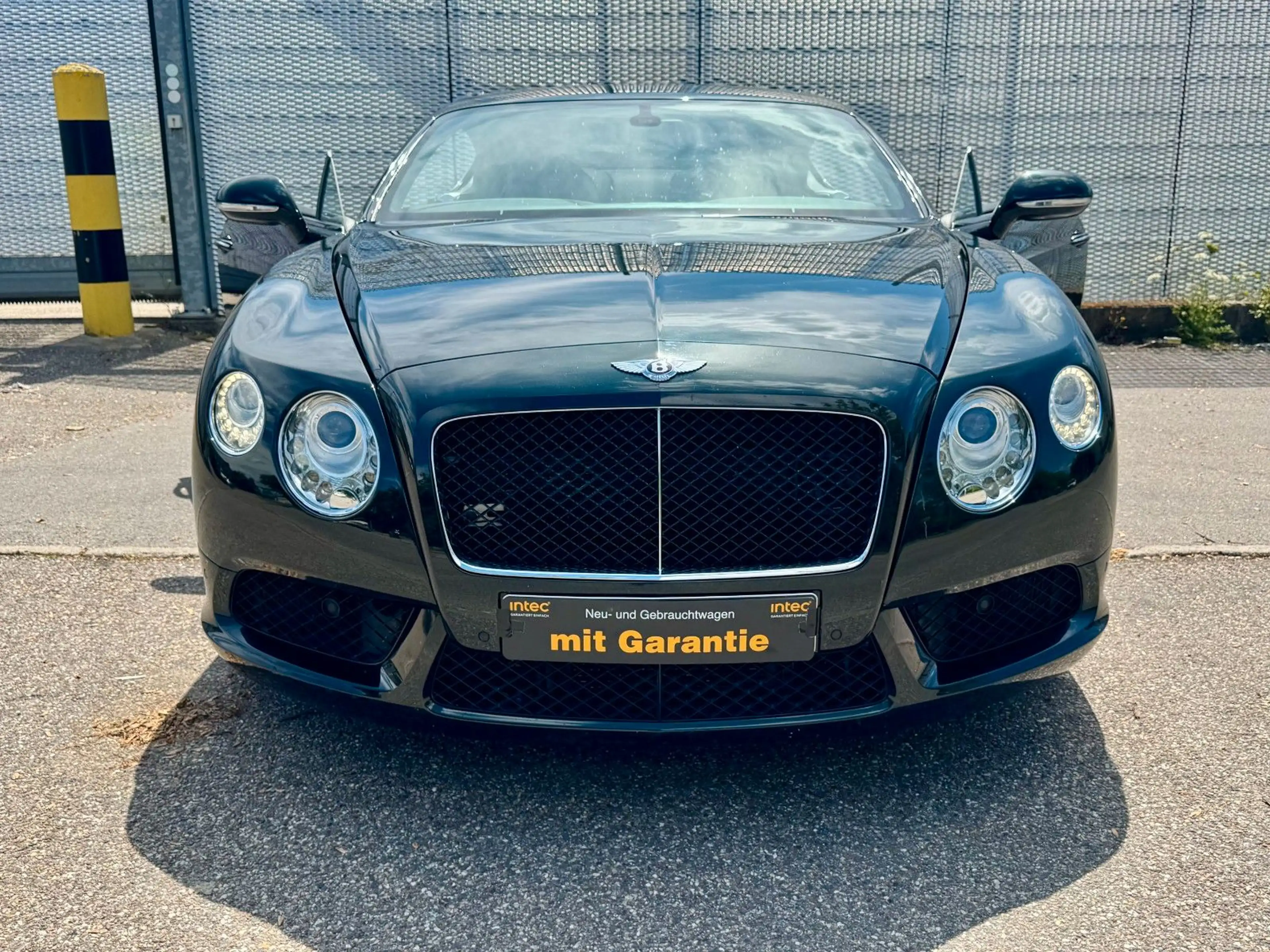 Bentley Continental GT 4.0 *Midnight Emerald — photo 9