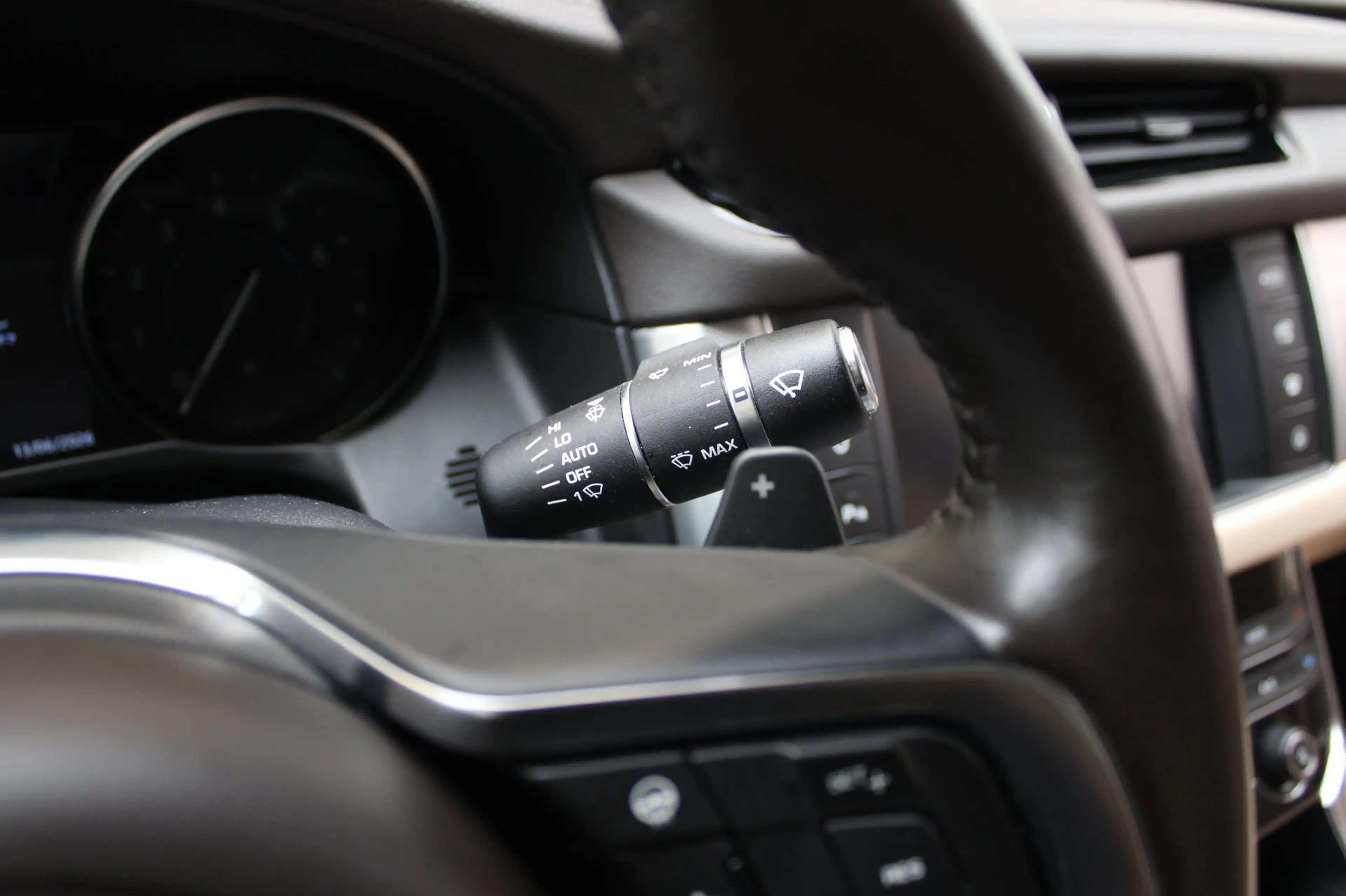 Jaguar XF 2.0 R-Sport|PDC|Camera|Stoel/Stuurverwarming|NAP — photo 22