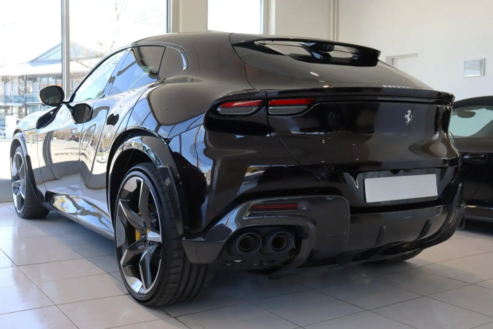 Ferrari Purosangue 6.5 Negro - 1