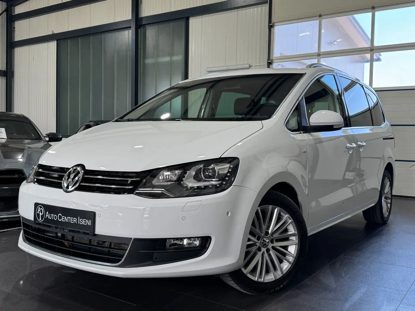 Volkswagen Sharan Cup BMT | 7-SITZER | AHK | DSG | E-TÜRE Weiß - 1