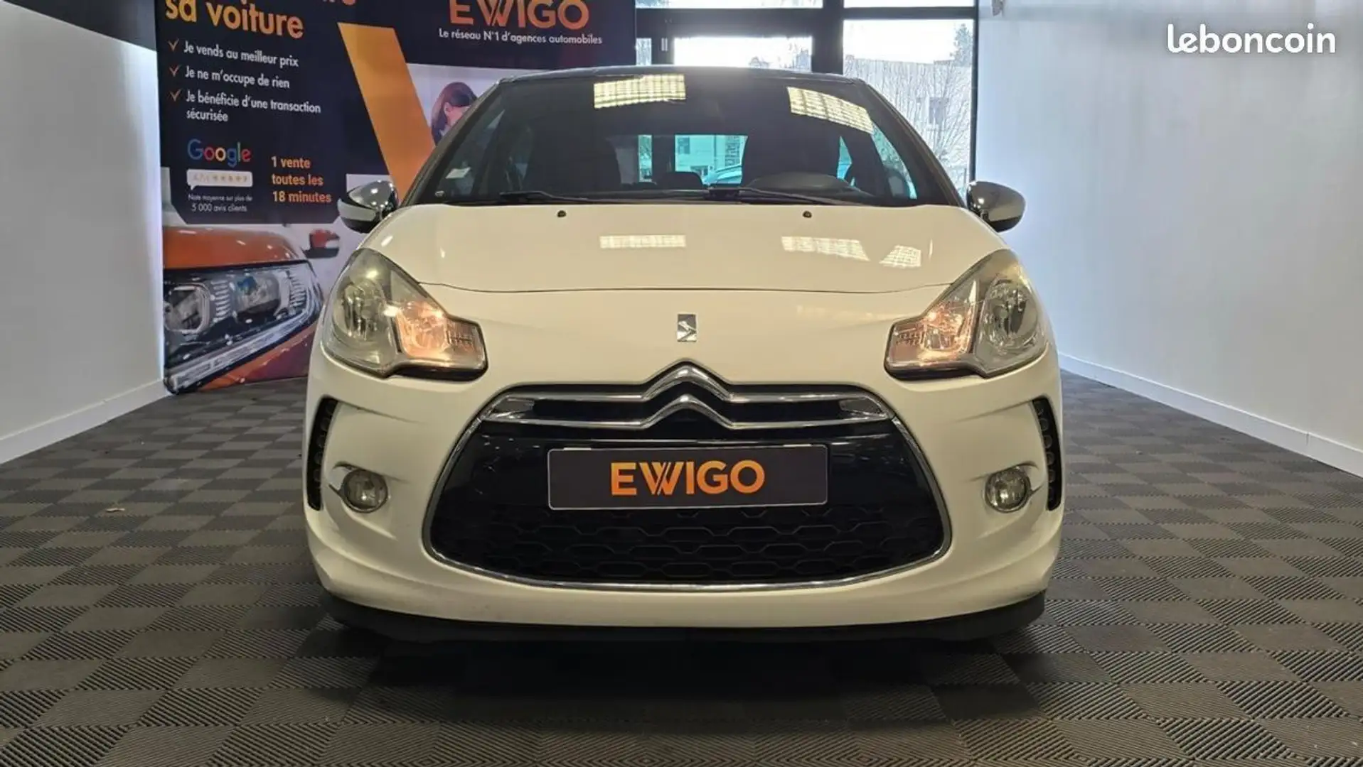 DS Automobiles DS 3 1.2 puretech 82 bechic %2B nouveau kit distributio Weiß - 2