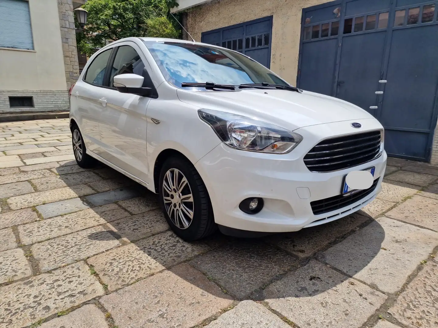 Ford Ka/Ka+ Ka + 1.2 70cv - 1