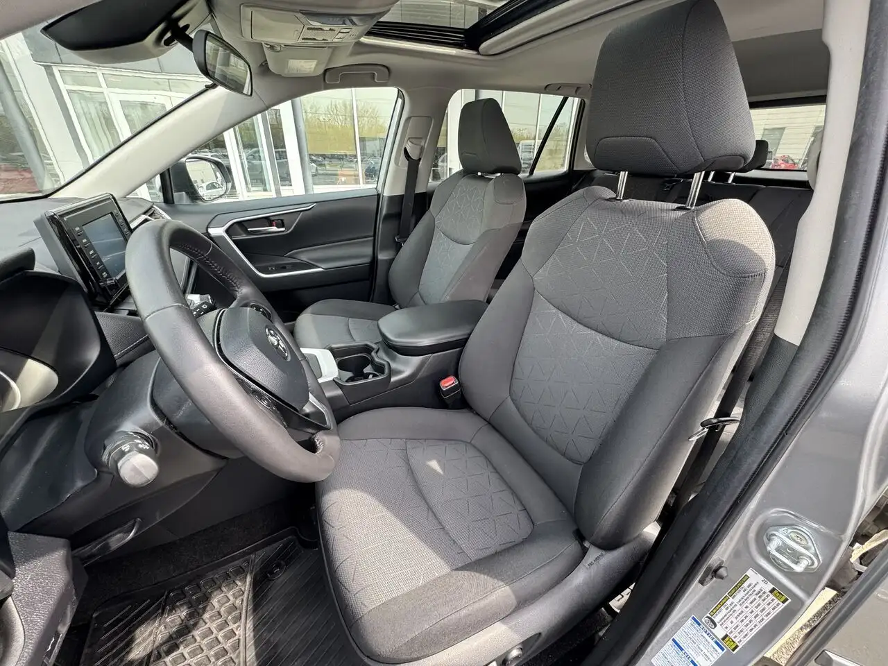 Toyota RAV 4 снимка Toyota RAV 4