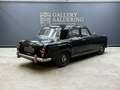 Mercedes-Benz 220 220S "Driving project" Either restore it or just d Negro - thumbnail 2