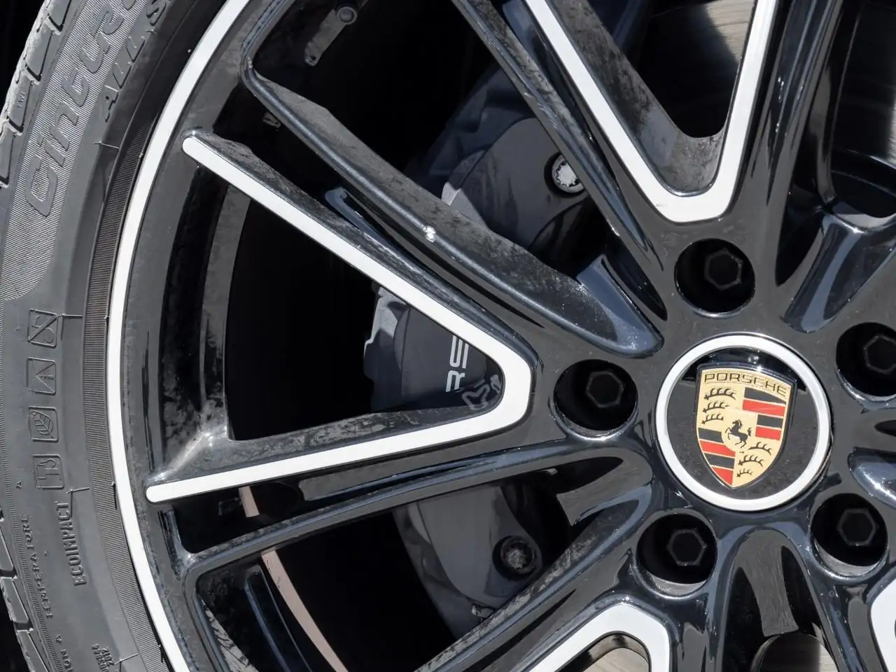 Porsche Panamera снимка Porsche Panamera