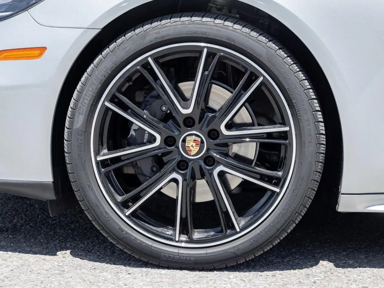 Porsche Panamera снимка Porsche Panamera