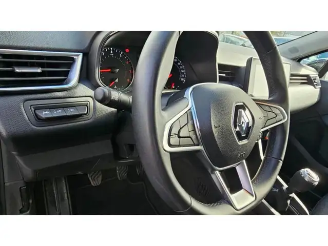 Renault Clio view 6