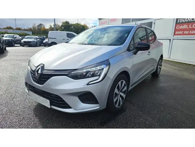 Renault Clio view 15