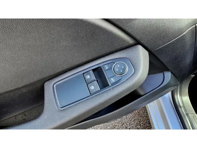 Renault Clio view 14