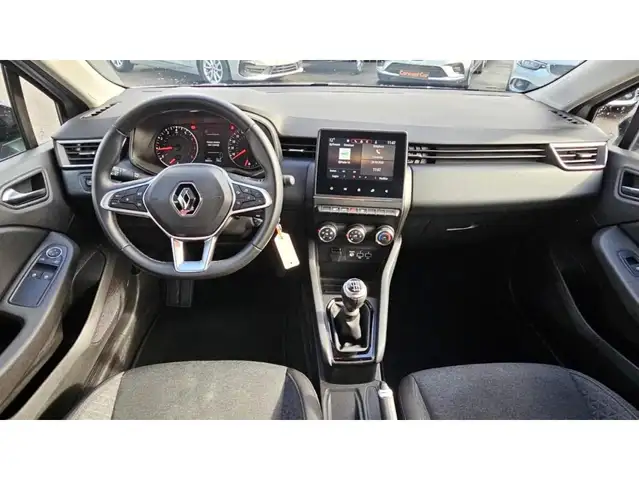 Renault Clio view 4