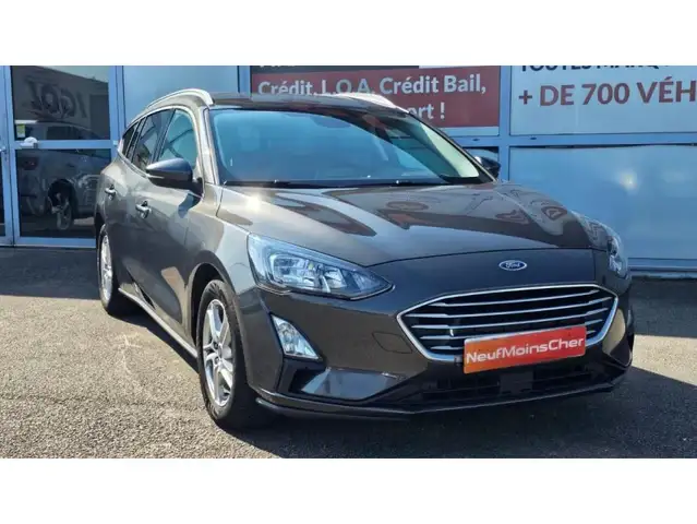 Ford Focus view 18