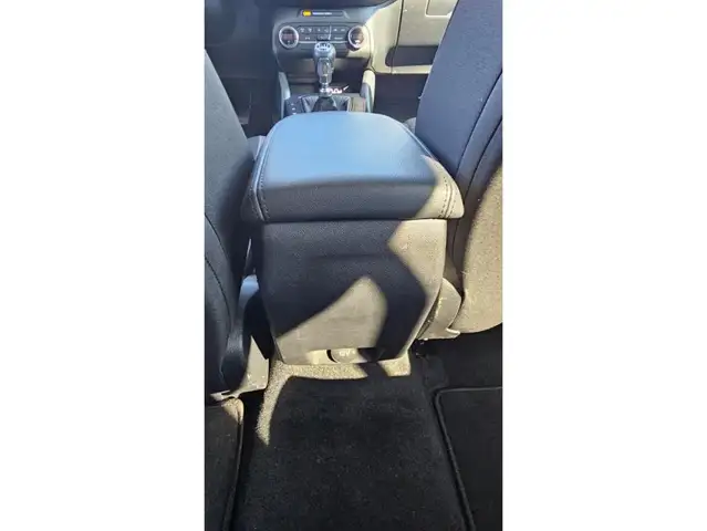 Ford Focus view 25