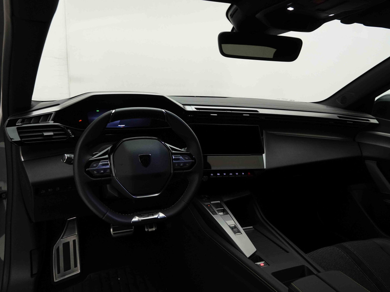 Peugeot 408 PHEV 225 AUT | EV Range 54km | GT | GPS | LED | Keyless | Camera — photo 9
