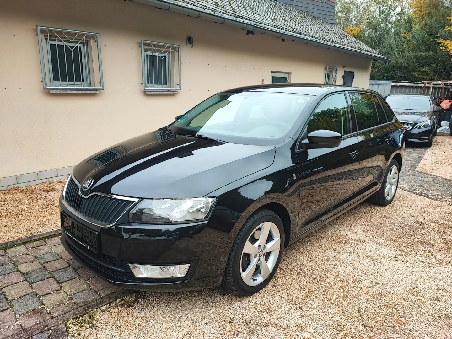 Skoda Rapid/Spaceback Spaceback Elegance-STEUERKETTE NEU-TÜV NEU Noir - 1