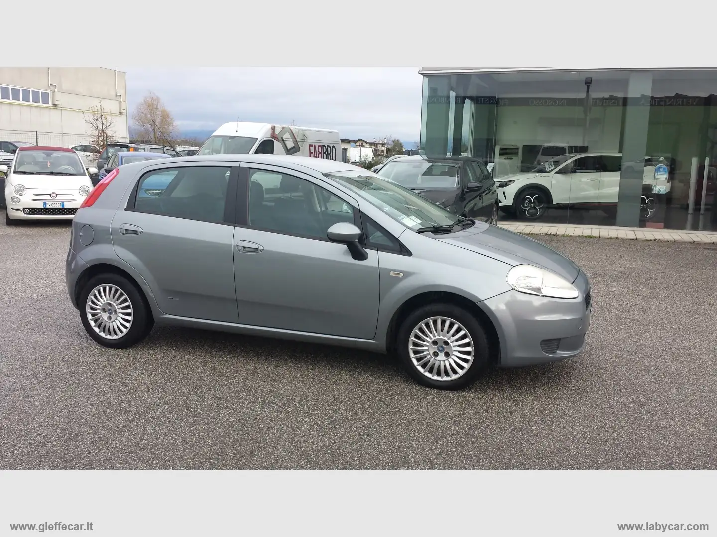Fiat Grande Punto 1.2 5p. Dynamic Grau - 2