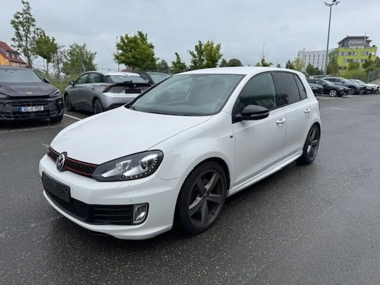 Volkswagen Golf VI GTI 2.0 TSI NAVI|KLIMA|NUR FÜR HÄNDLER!! Bílá - 1
