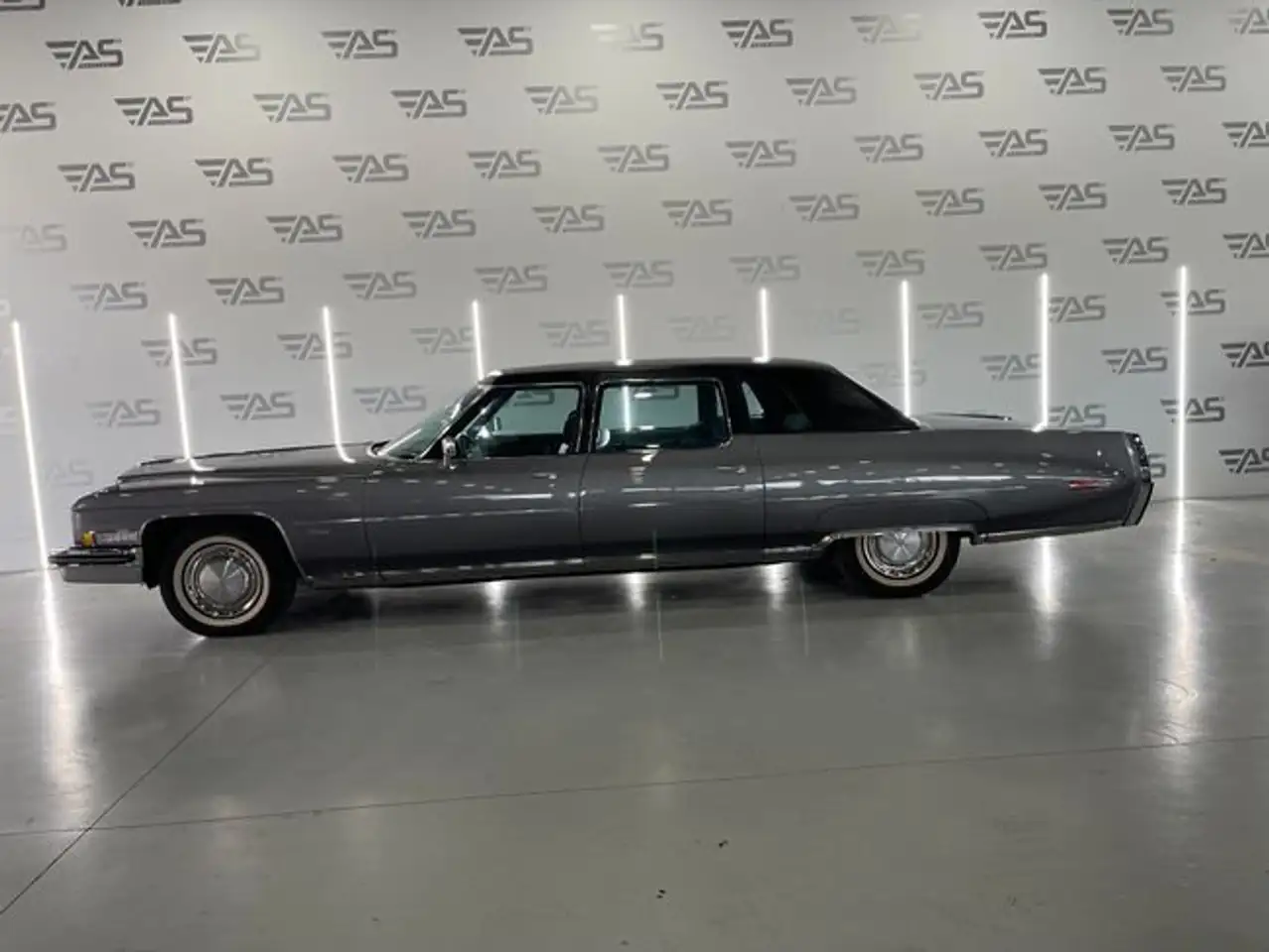 Cadillac Fleetwood V8, foto 5