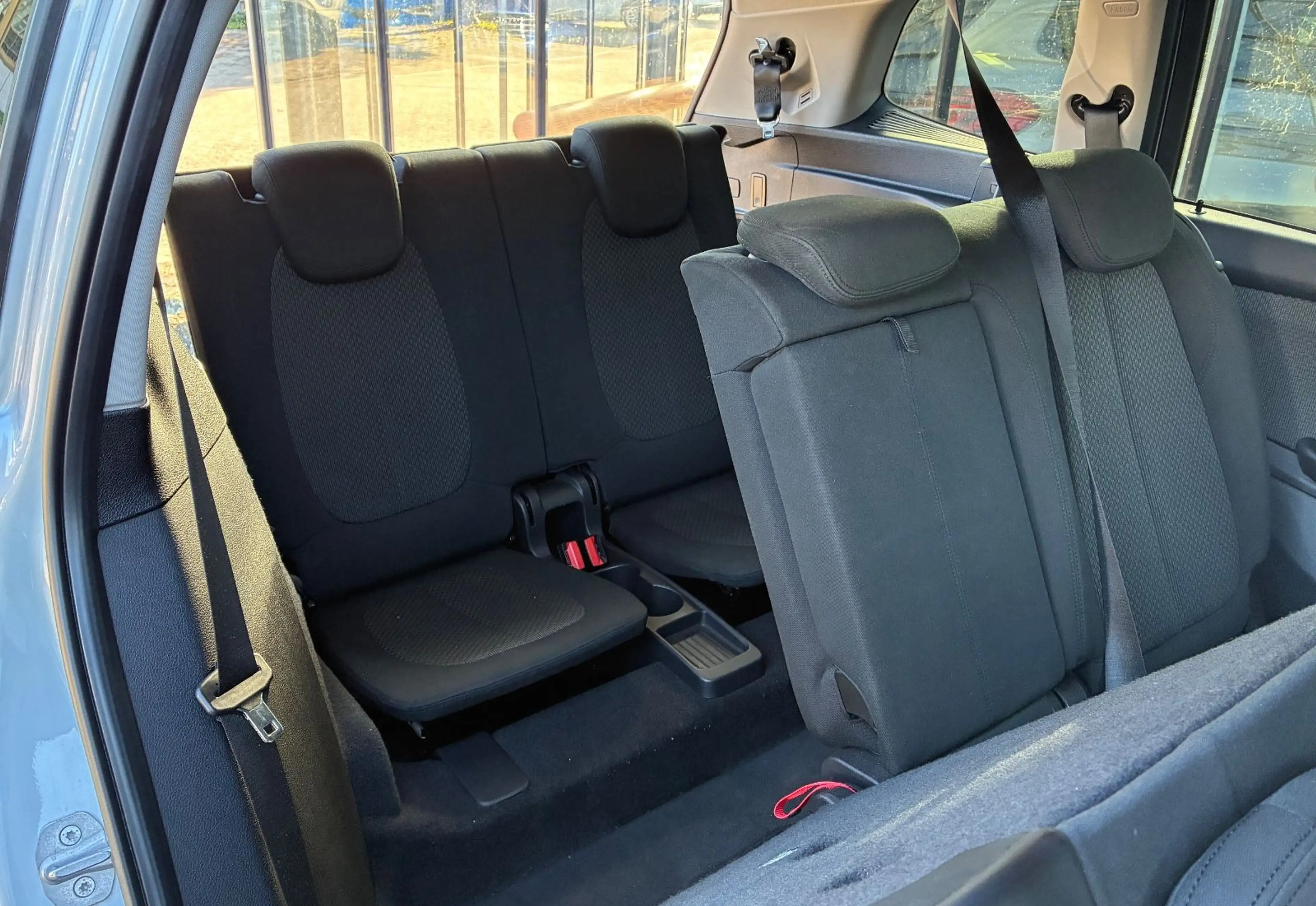 BMW 218 i Gran Tourer Advantage Navi Alu 7-Sitzer — photo 18