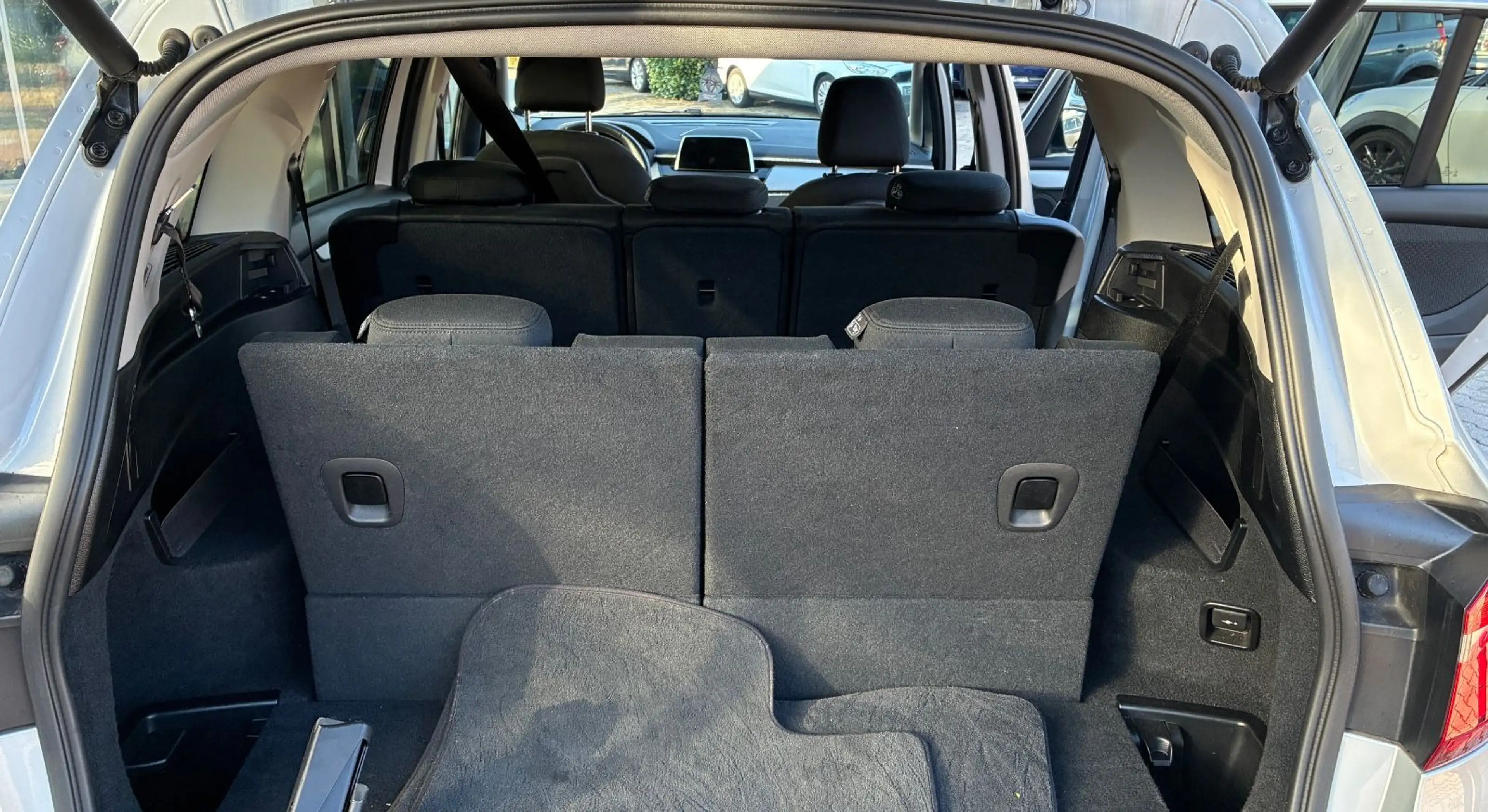 BMW 218 i Gran Tourer Advantage Navi Alu 7-Sitzer — photo 19