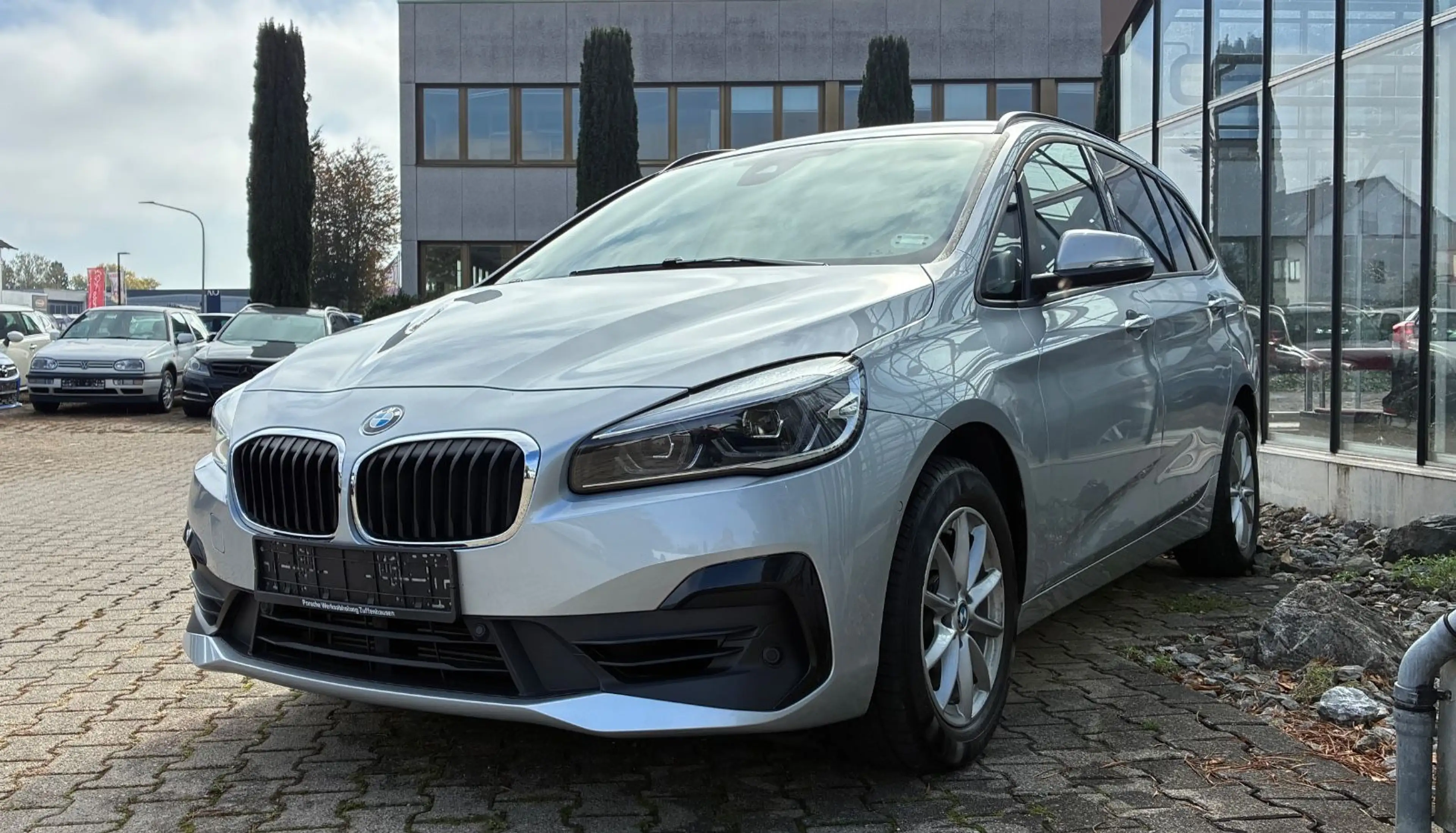 BMW 218 i Gran Tourer Advantage Navi Alu 7-Sitzer — photo 2
