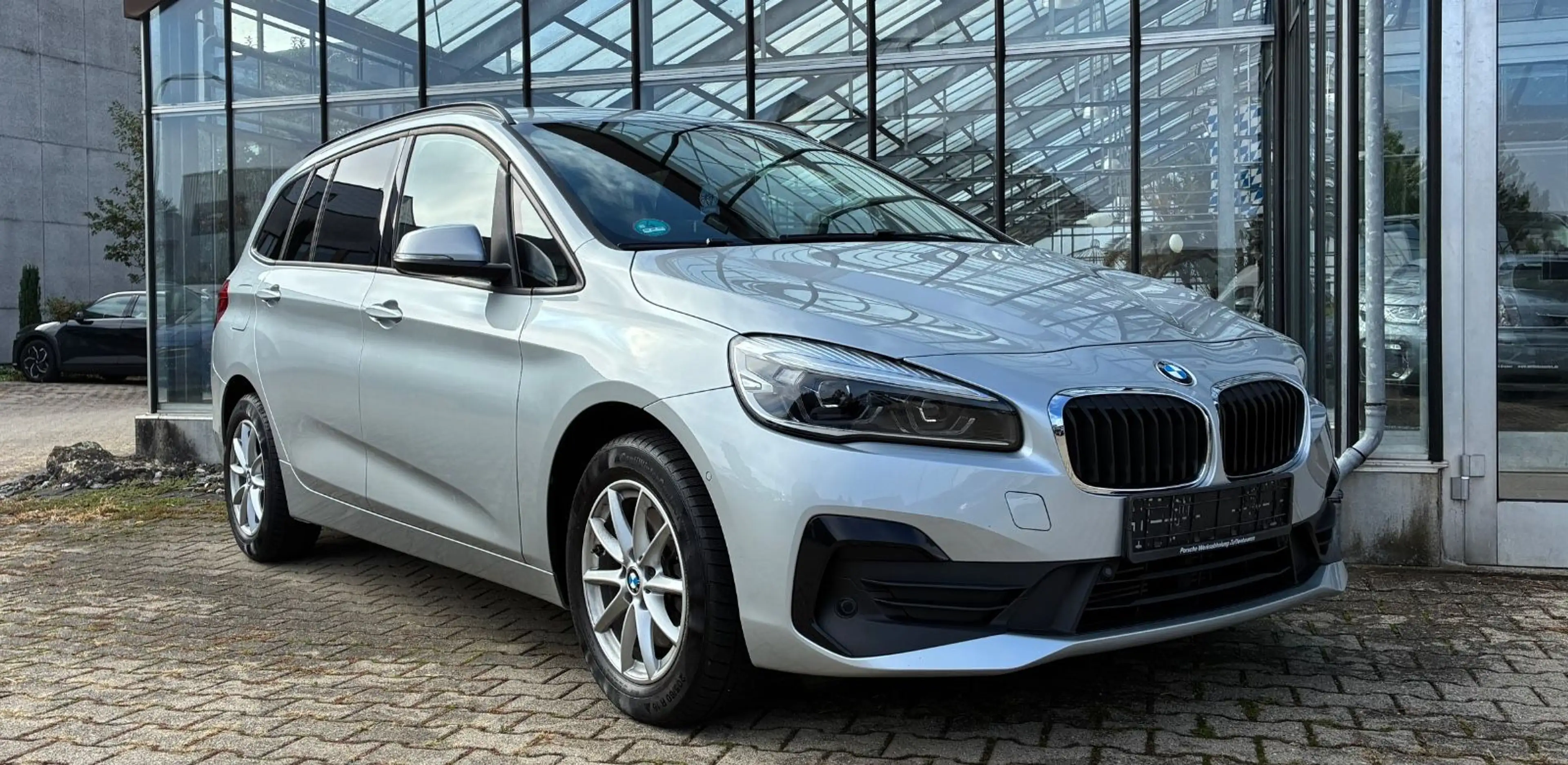 BMW 218 i Gran Tourer Advantage Navi Alu 7-Sitzer — photo 3