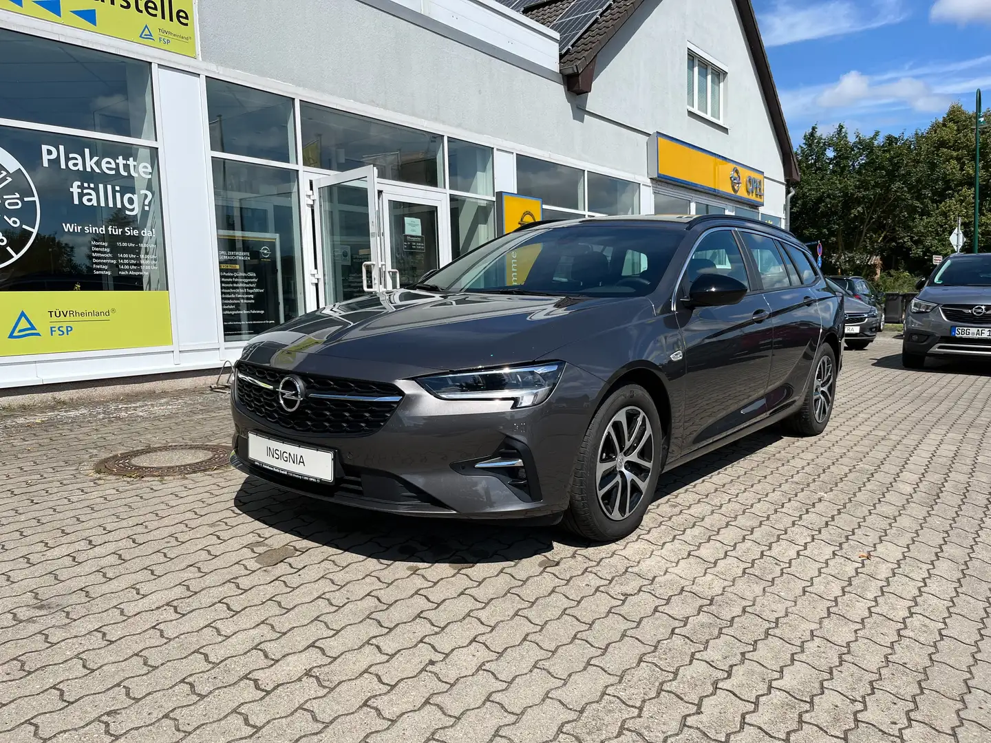 Opel Insignia Edition Grau - 1