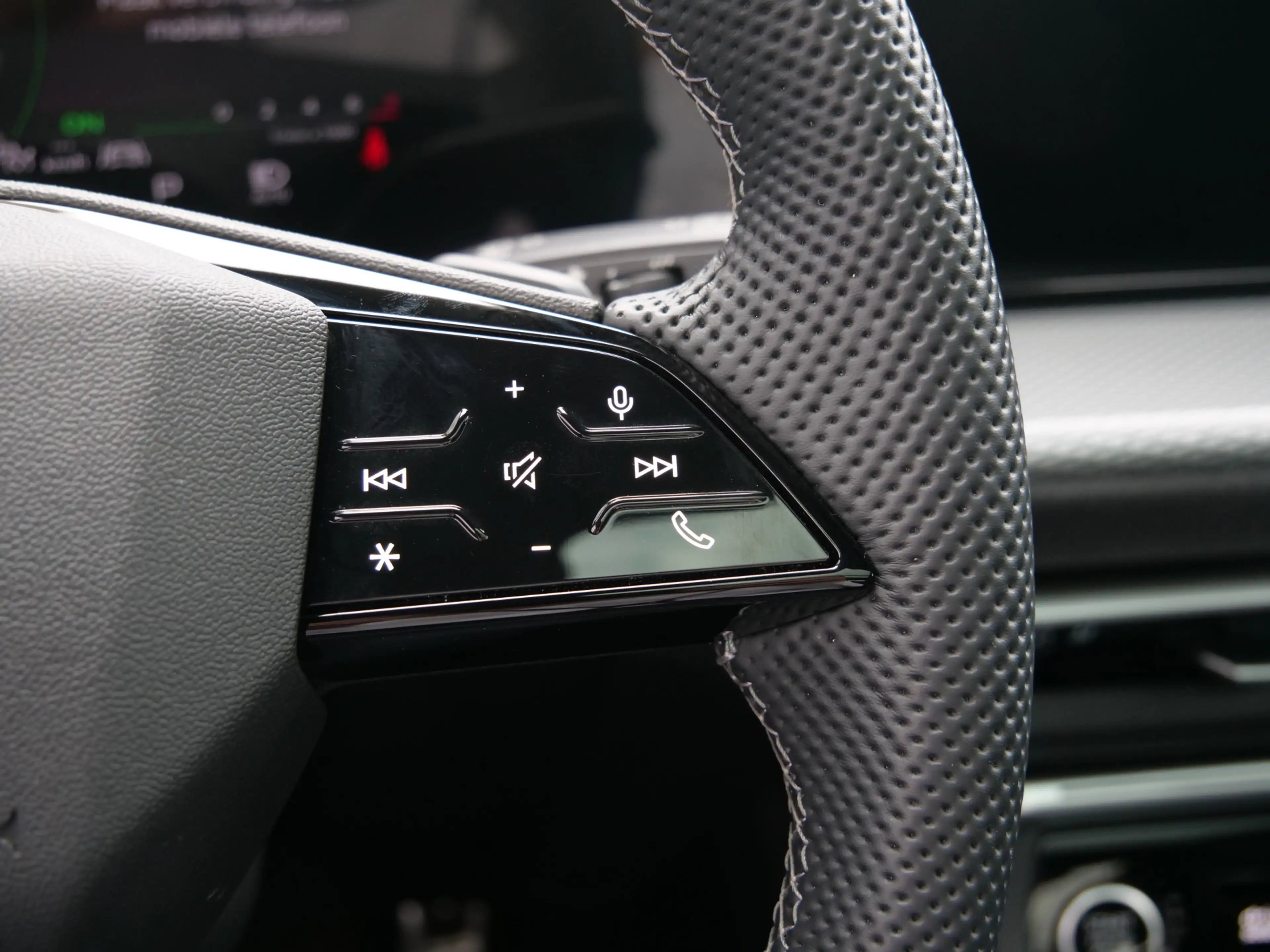 Audi Q5 Sportback 2.0 TFSI e-hybrid quattro S edition 299 — photo 29