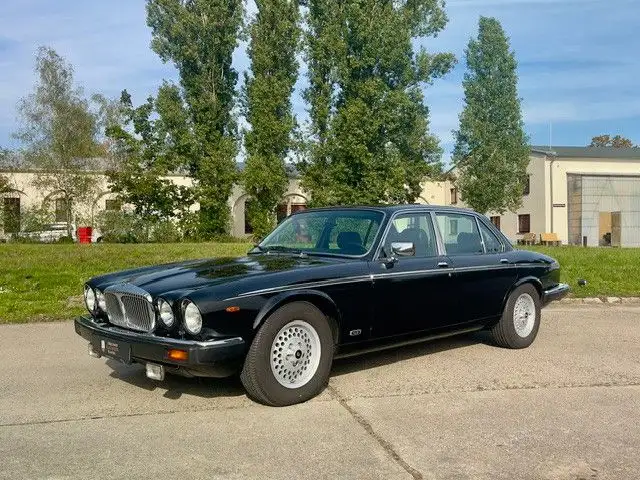 Jaguar XJ12 Daimler Double Six, dt. Ausl. Scheckheft