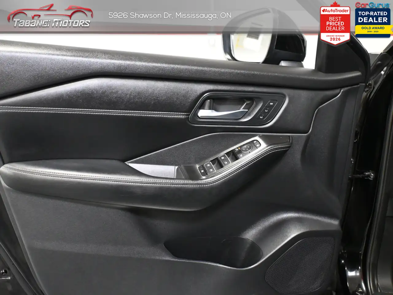 Nissan Rogue fotografie Nissan Rogue