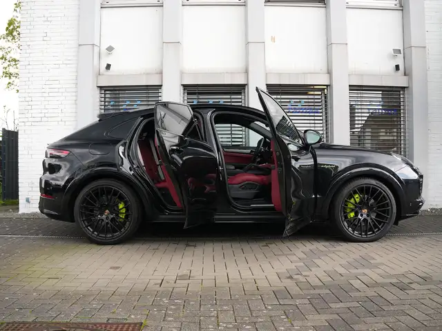 Porsche Cayenne E HybridCoupé PLATINUM+SPORTDESIGN ACC AHK VOLL