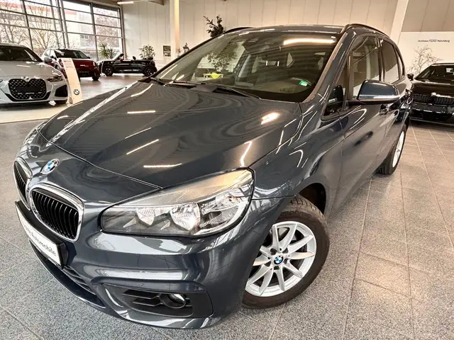BMW 220 d Active Tourer xDrive - AHK
