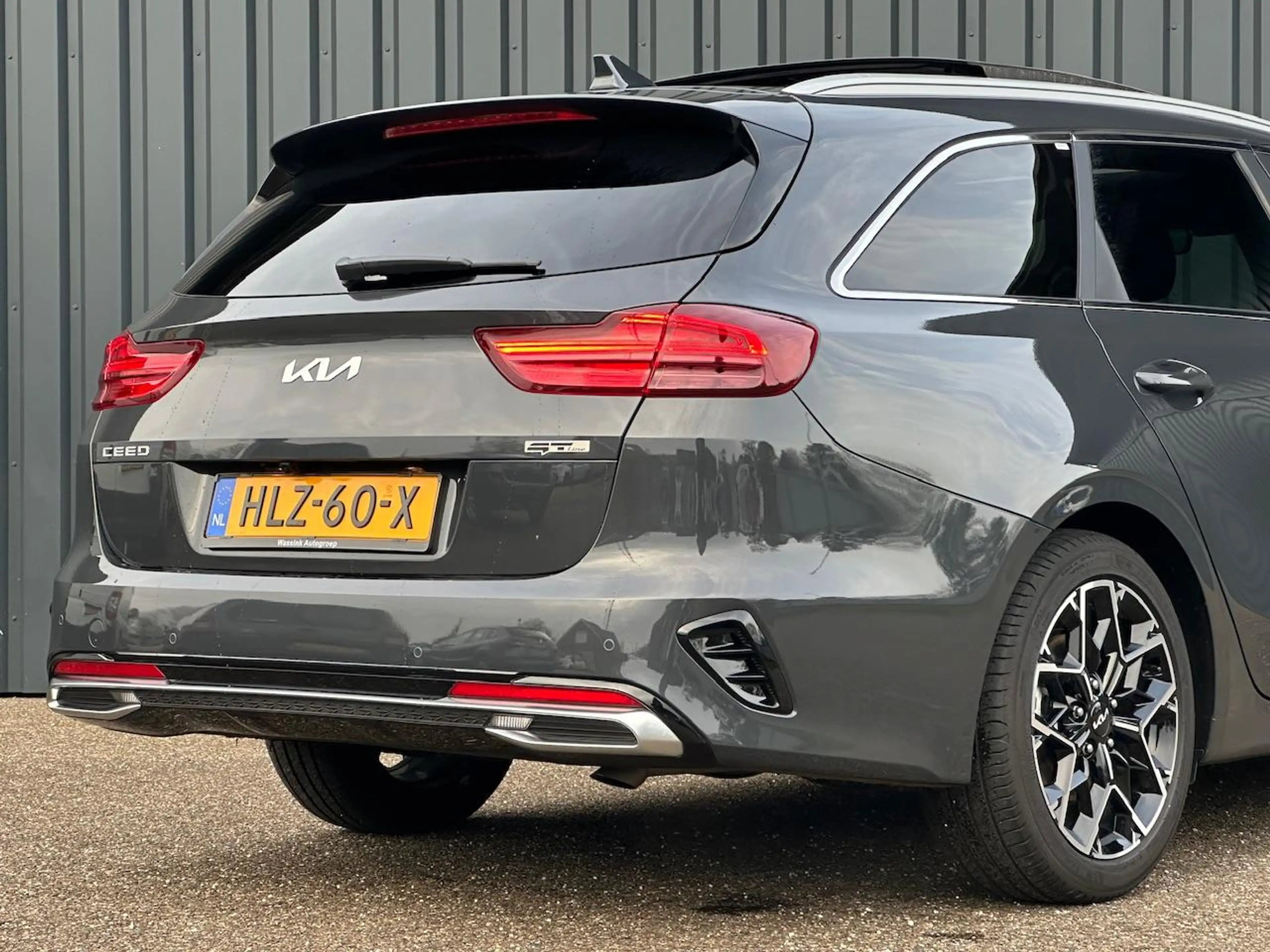 Kia Ceed SW / cee'd SW Sportswagon 1.5 T-GDi 140pk GT-PlusLine Panoramisc — photo 11