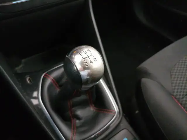 Ford Fiesta view 13