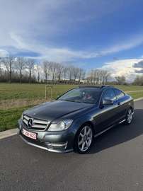 Mercedes Classe C 2012 AMG Pack – Intérieur Rouge