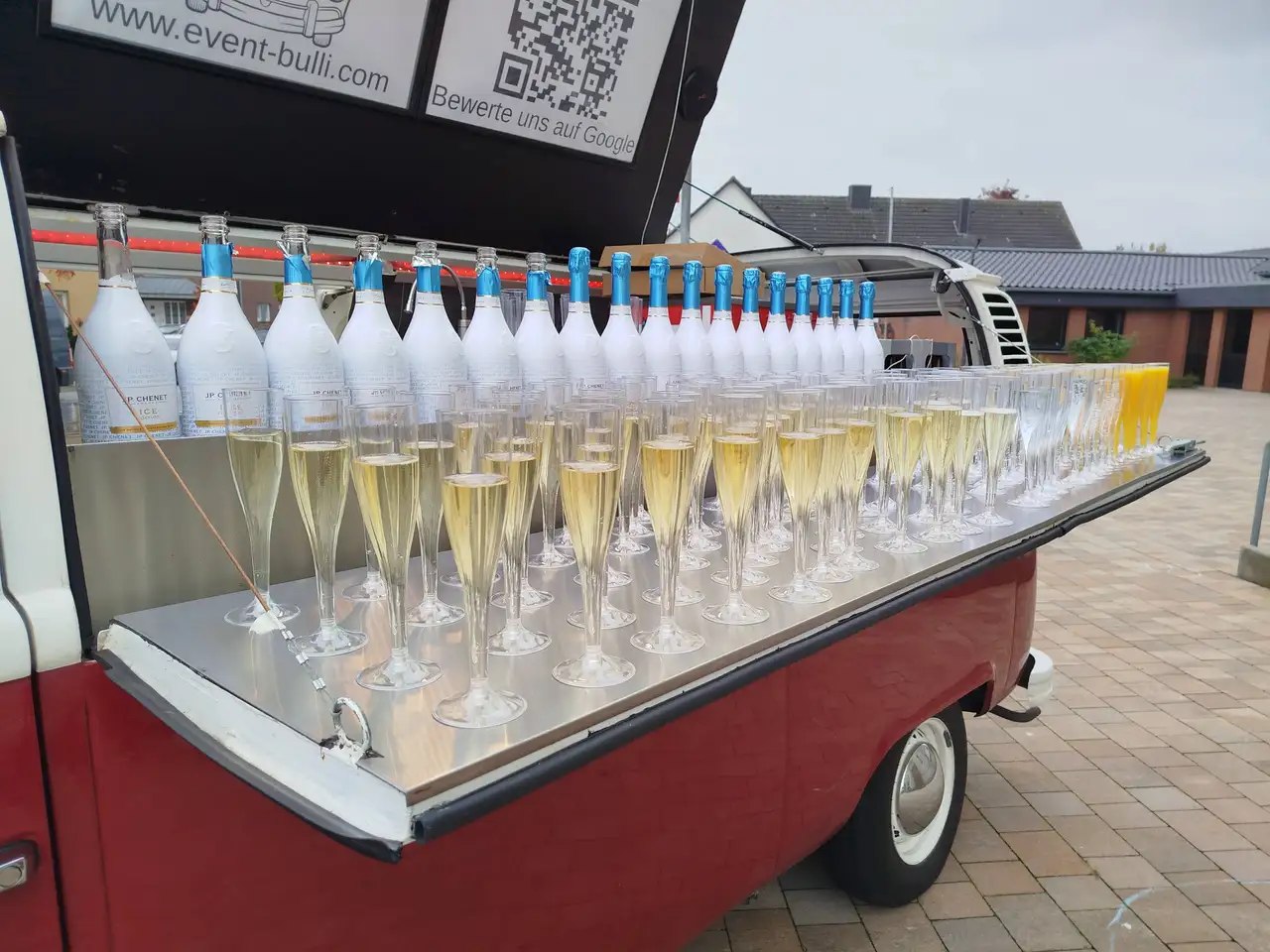 Volkswagen T2 Foodtruck / Eiswagen / Cocktailbar / Mobile Kaffee, foto 9