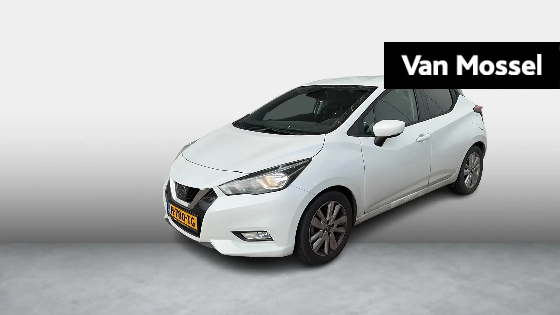 Nissan Micra 1.0 IG-T N-Connecta | LMV | Navigatie | PDC |  Cru Wit - 1