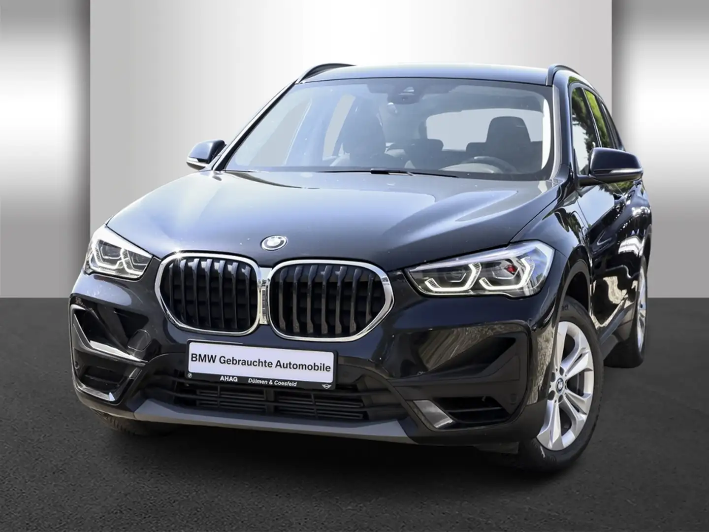 BMW X1 xDrive25e Advantage LED Navi AHK RFK 17" PDC Schwarz - 2