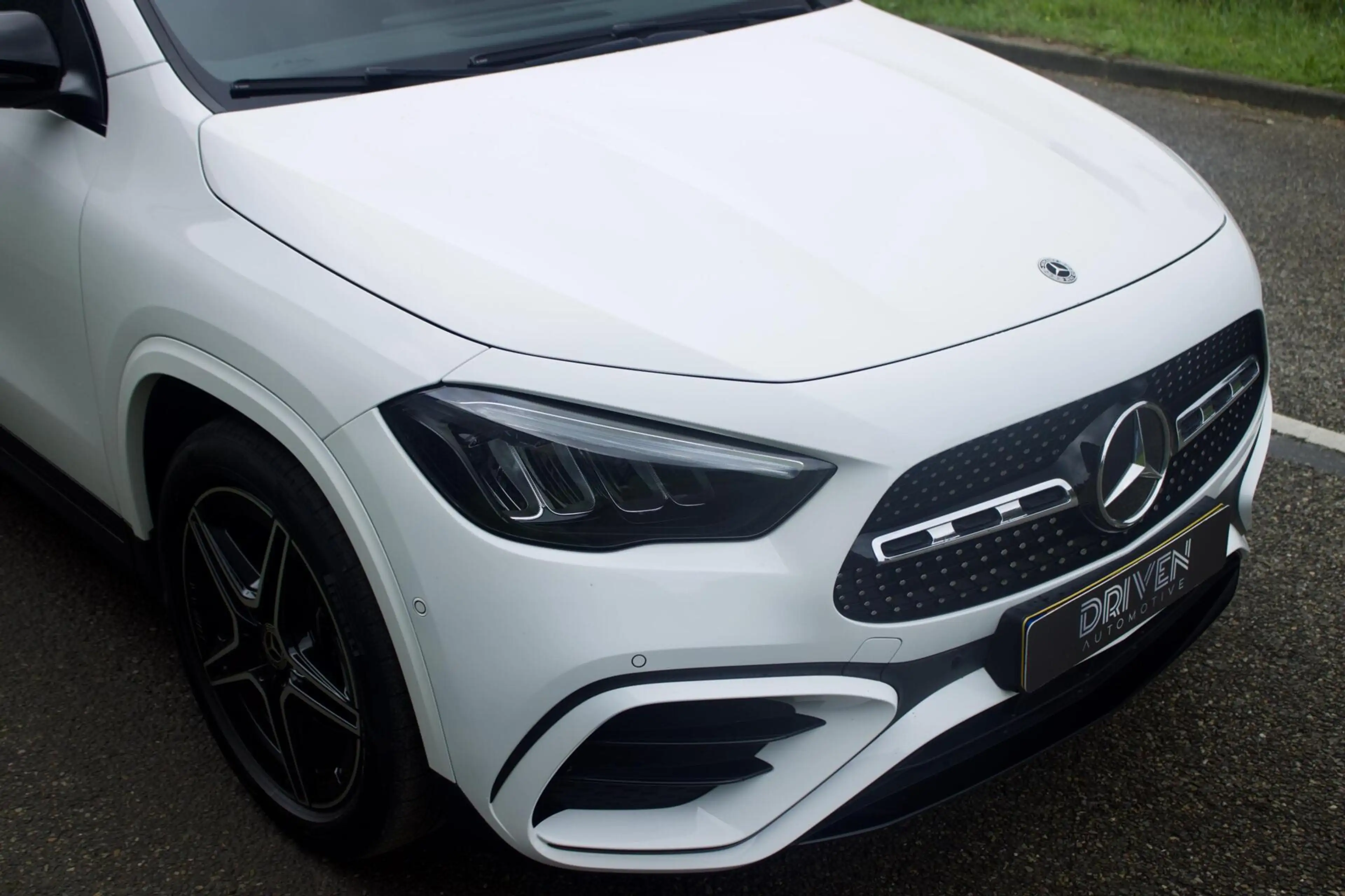 Mercedes-Benz GLA 180 Mercedes-Benz GLA AMG | Pano - Keyless - Camera - — photo 15