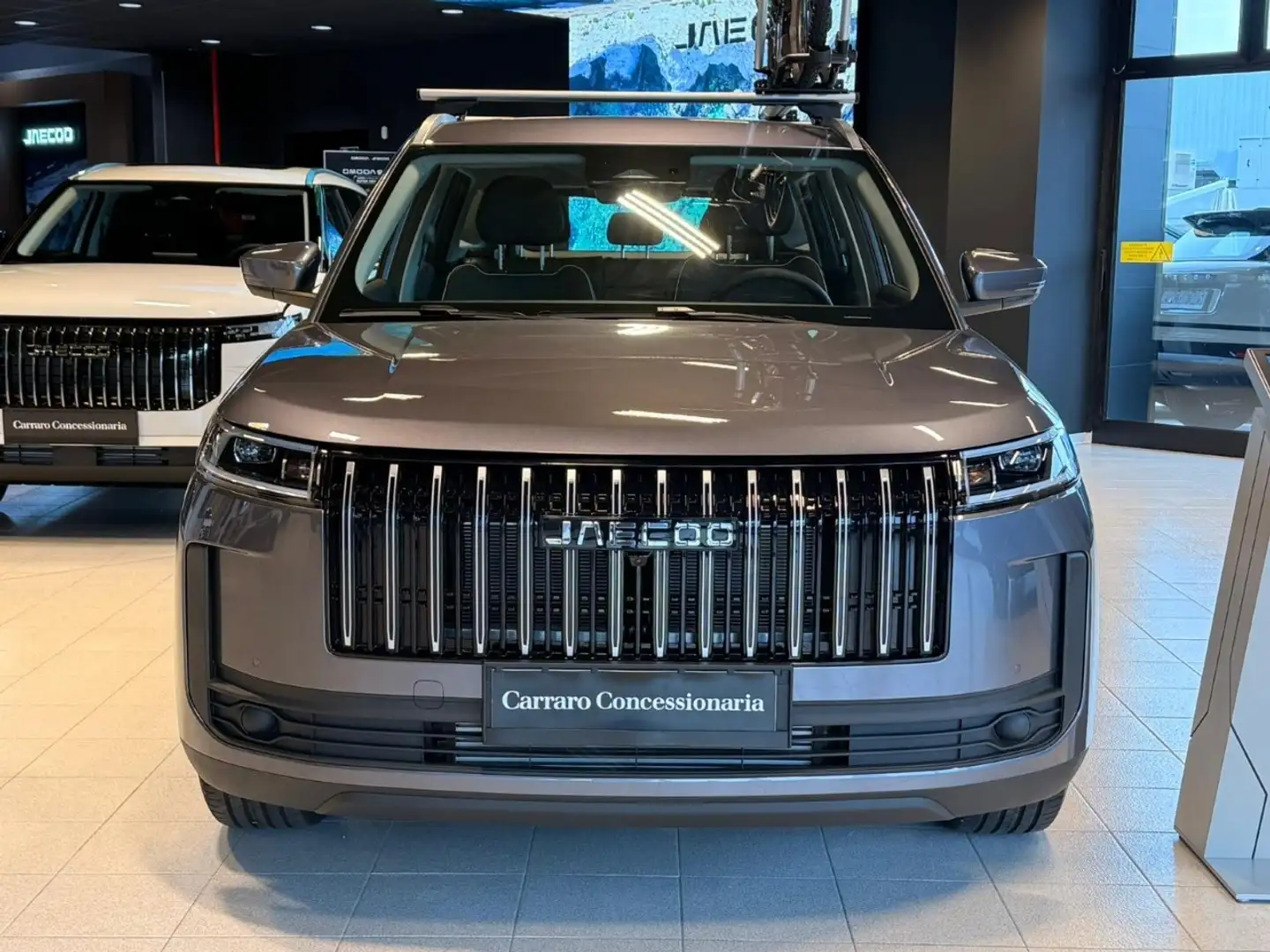 Jaecoo J5 1.6 TGDI 7DCT Exclusive no Privacy Grau - 2